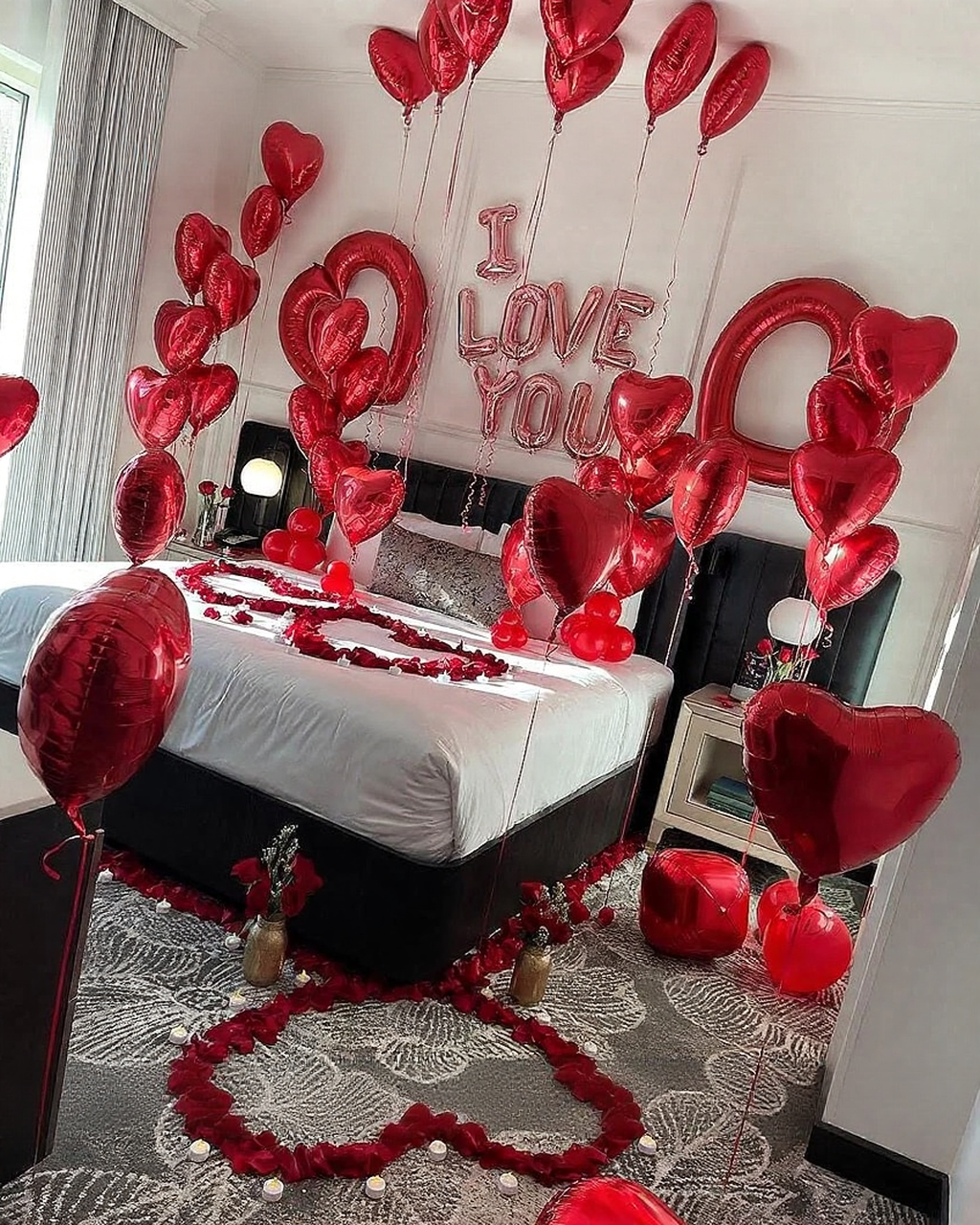 Red Heart Romantic Room Decoration